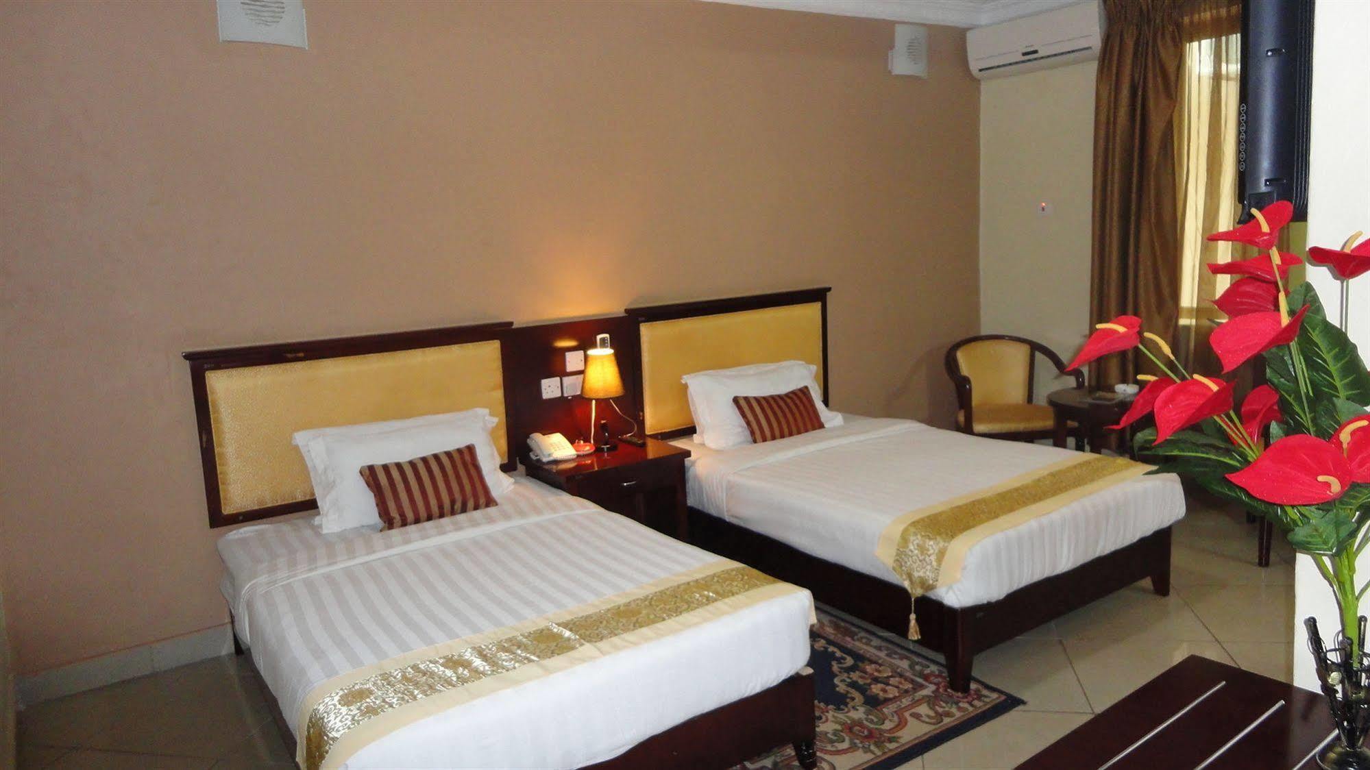 Bridgeview Hotel And Conference Centre Λιλόνγκουε Εξωτερικό φωτογραφία